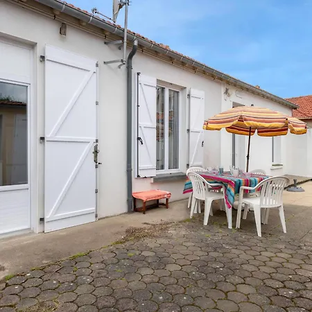 A 200m, Maison Mitoyenne Pour 4 La Bernerie-en-Retz